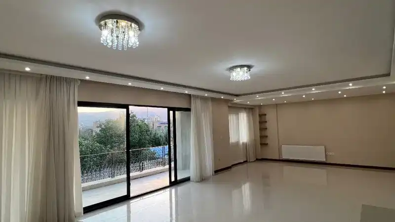 سه خوابه، ۱۹۰متری، تراس چیدمانی، مستر کلوزت، قصردشت