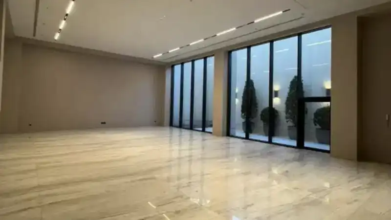 ۲۵۰ متر، تک‌ واحدی، ۳خواب‌، نوساز، متریال‌ عالی، لوکیشن VIP