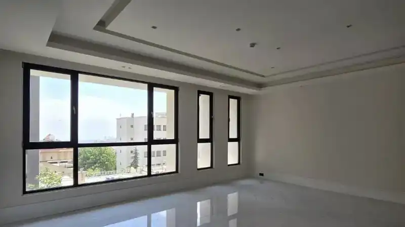 فروش، در ستارخان، کم واحد، نورگیر بسیار عالی