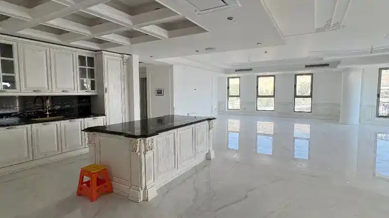 سه خوابه،‌ ۲۵۰متر،‌ تک واحدی،‌ سالن بزرگ مستر، قدوسی غربی