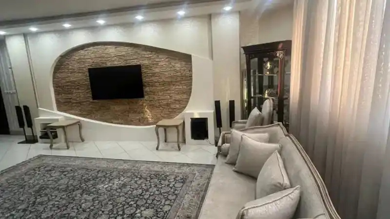 اپارتمان ۲۳۰متری رمضانی