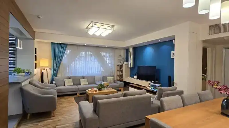 165 متری سه خواب،‌ تاپ لوکیشن،‌ معلم