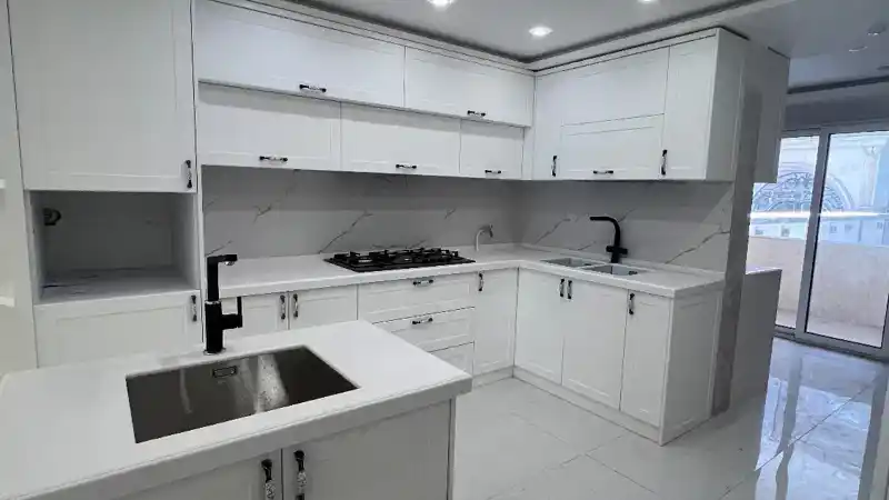 سه خوابه، ۱۸۰متر، صفرکلید نخورده، مستردار، ستارخان