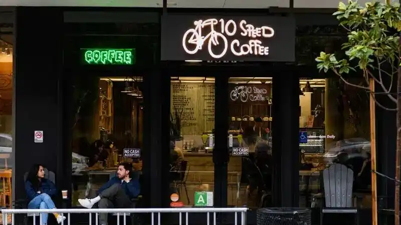 اجاره مغازه ۳۳ متری تاپ لوکیشن عفیف آباد