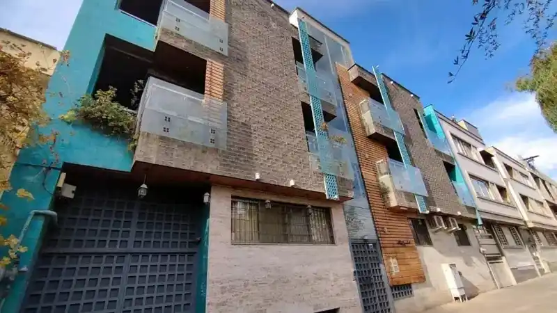 واحد سه خوابه، 145متری، نورگیر جنوبی، قدوسی غربی