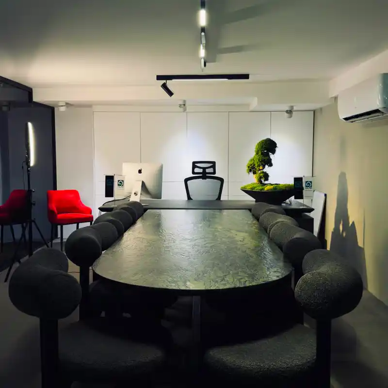 اتاق مذاکره و قرارداد Prestige